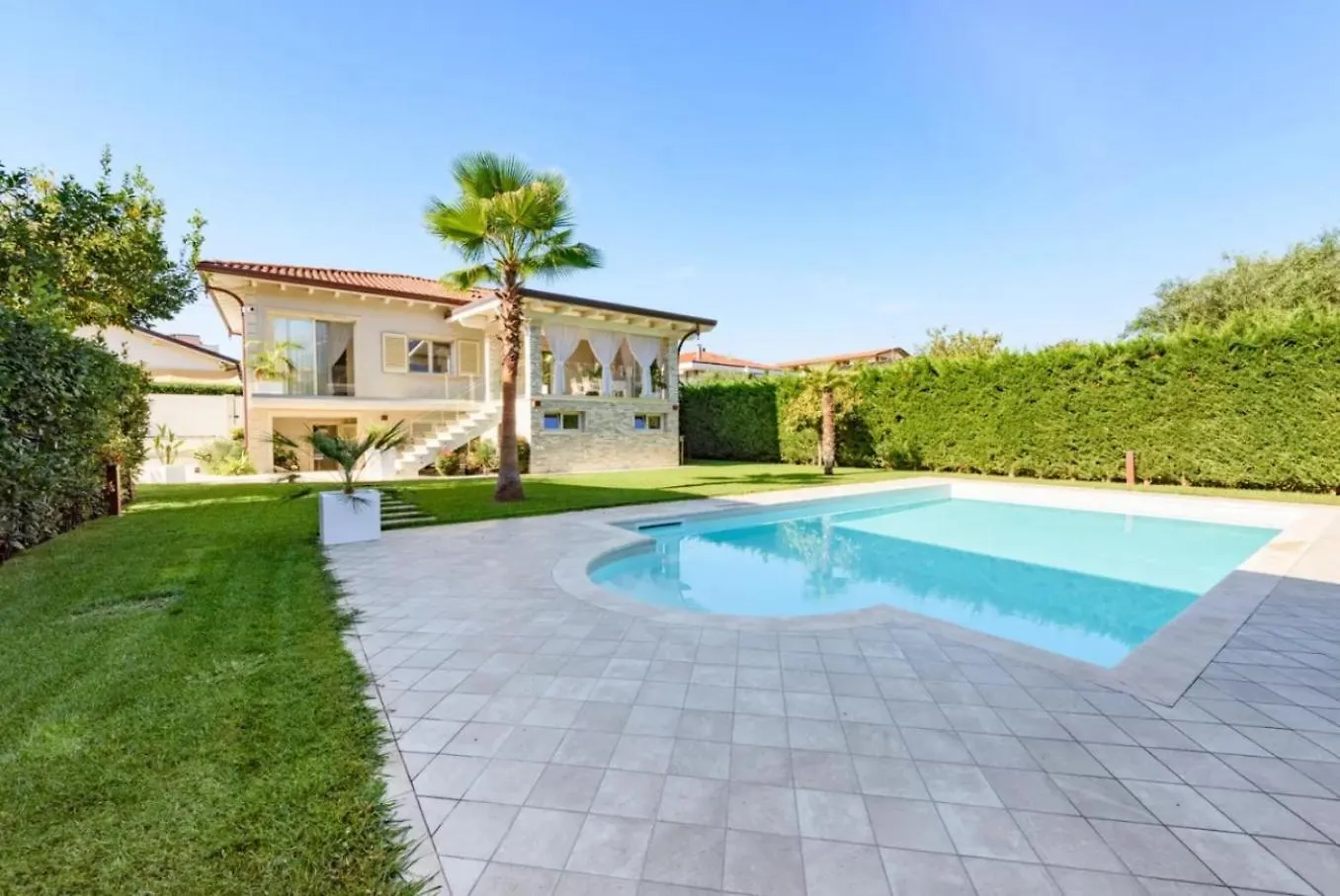 Francesco-Home Forte dei Marmi 0*,  Italien